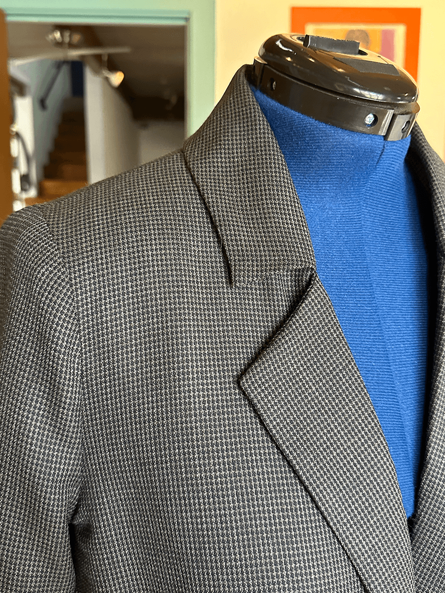 SOFT TAILORED BLAZER SOAR LIKE AN EAGLE